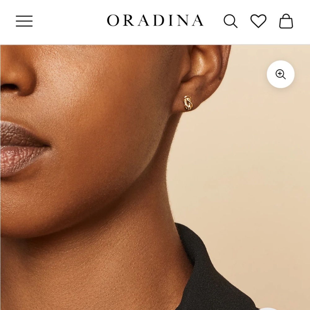 Oradina Verona 14k gold stud earrings